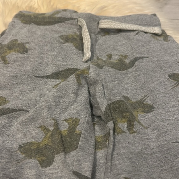 Old Navy Joggers Sweatpants in Gray and Black Dinosaur Design Size 4T - Picture 3 of 13